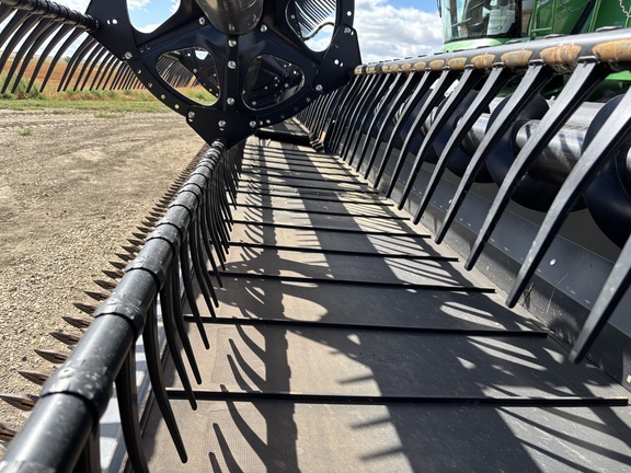 2021 MacDon FD140 Header Combine