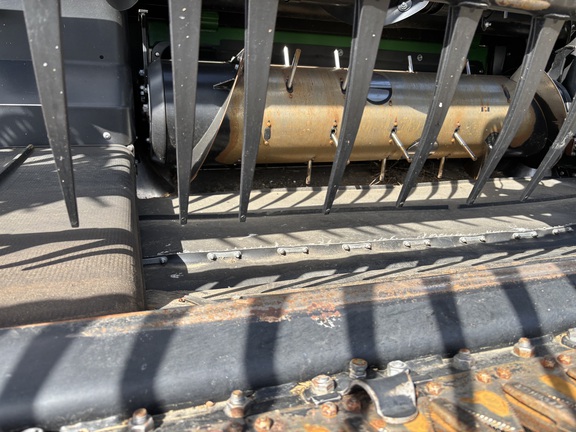 2021 MacDon FD140 Header Combine