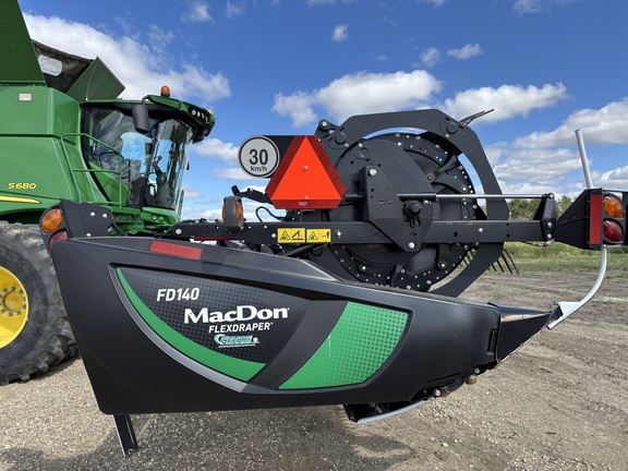 2021 MacDon FD140 Header Combine
