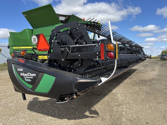 2021 MacDon FD140 Header Combine