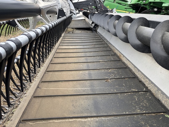 2022 MacDon FD240 Header Combine