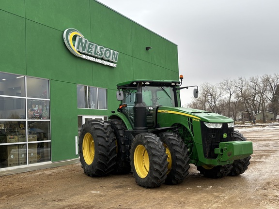 2017 John Deere 8400R Tractor