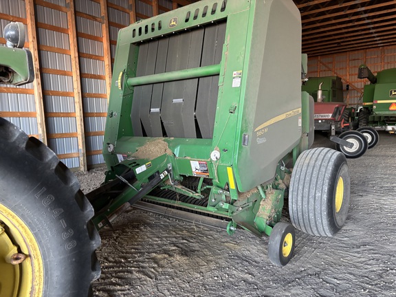 2018 John Deere 560M Baler/Round