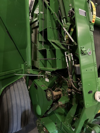 2020 John Deere 560M Baler/Round