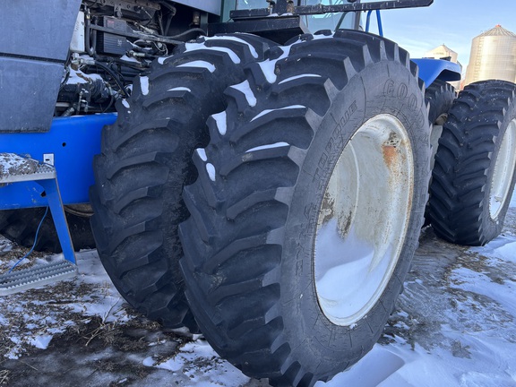 2003 Versatile 2360 Tractor 4WD