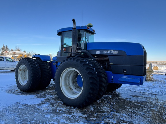 2003 Versatile 2360 Tractor 4WD