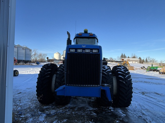 2003 Versatile 2360 Tractor 4WD