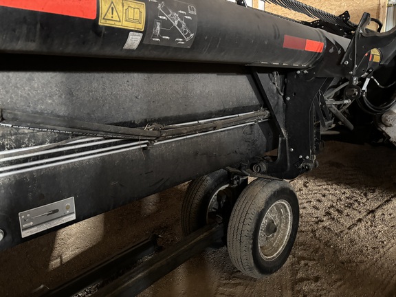 2020 MacDon FD140 Header Combine