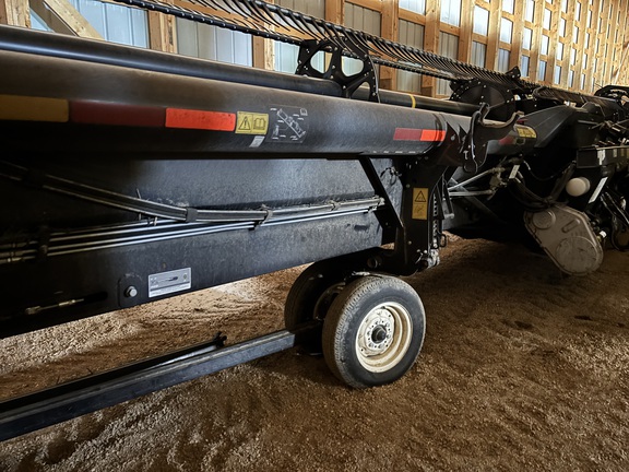 2020 MacDon FD140 Header Combine