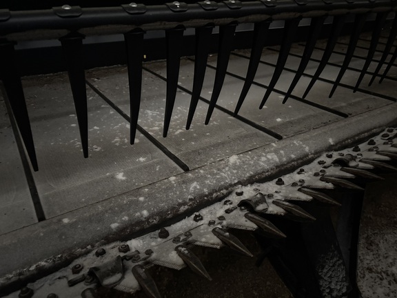 2020 MacDon FD140 Header Combine