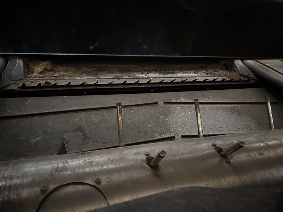 2021 MacDon FD140 Header Combine