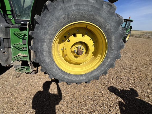 2016 John Deere 6175M Tractor