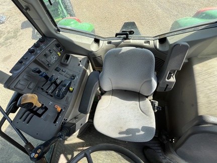 2016 John Deere 6175M Tractor