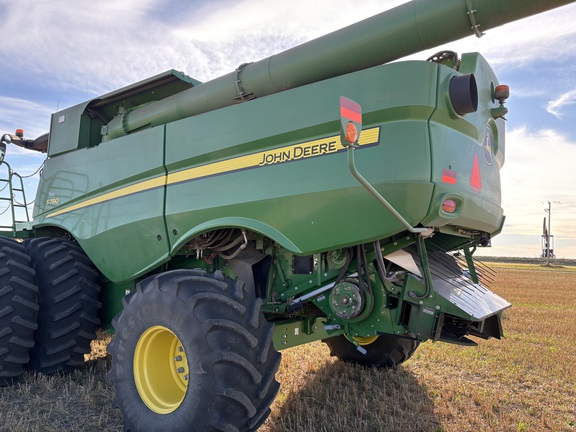 2020 John Deere S780 Combine