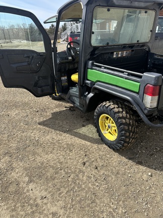 2021 John Deere XUV 835M ATV