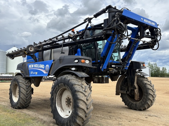2014 New Holland SP.333F Sprayer/High Clearance
