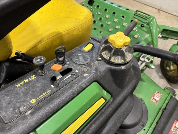 2021 John Deere Z915E Mower/Zero Turn