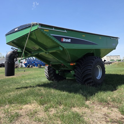 2022 Brandt 1520XT Grain Cart