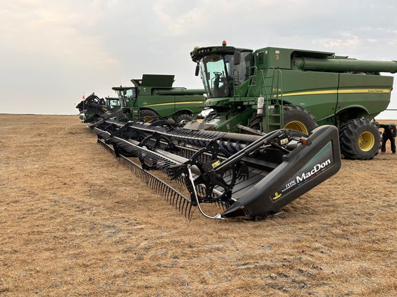 2012 MacDon FD70-45 Header Combine