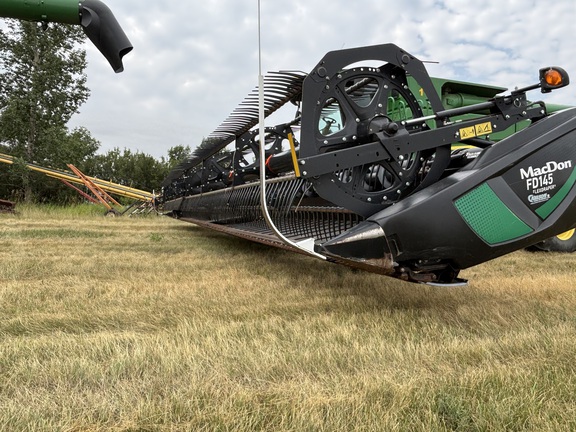 2018 MacDon FD145 Header Combine