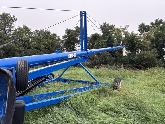 2015 Brandt 1390hp Grain Auger
