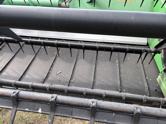2013 John Deere 640FD Header Combine