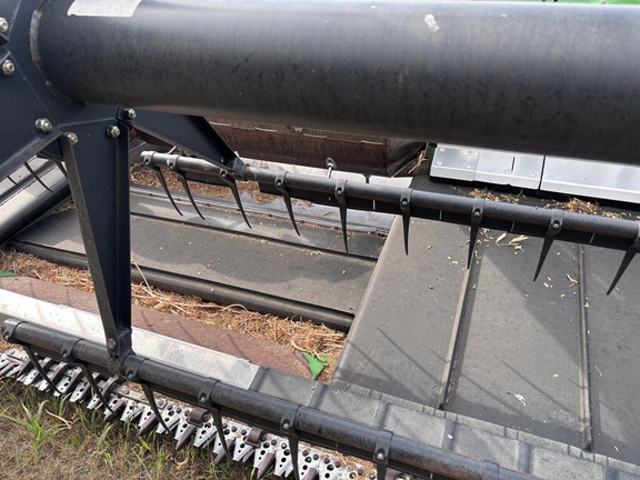 2013 John Deere 640FD Header Combine