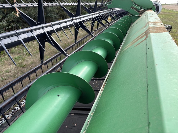 2013 John Deere 640FD Header Combine