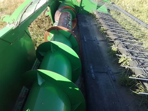 2012 John Deere 615P Header Combine