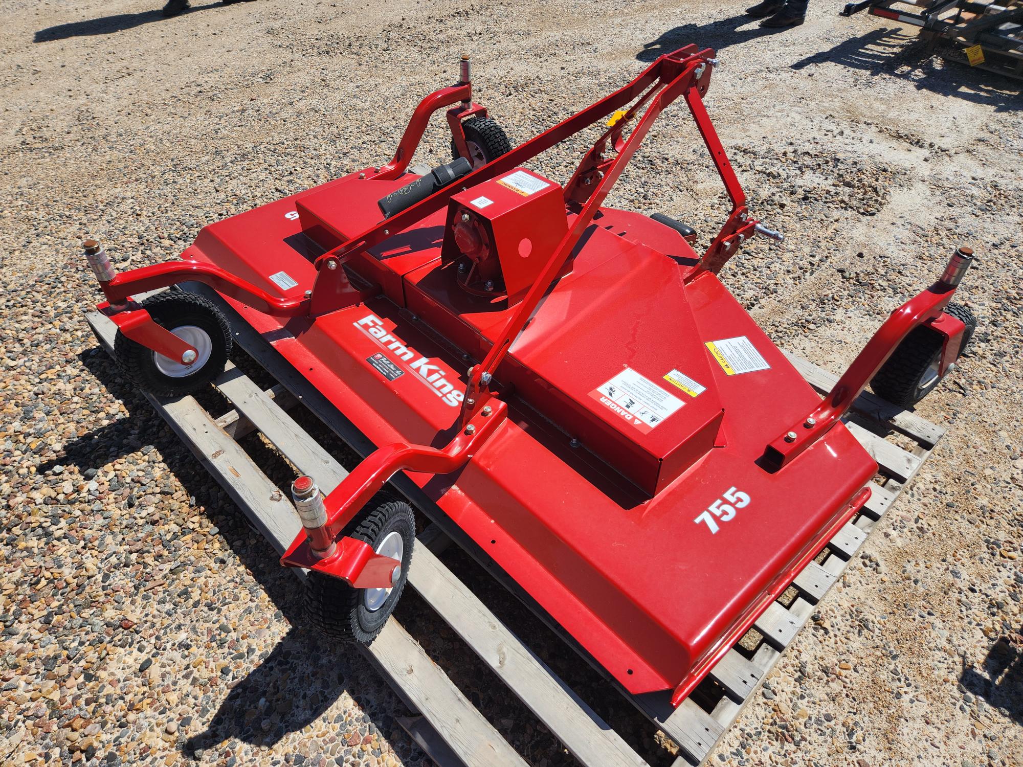 2022 Farm King Y755 Mower/Finishing