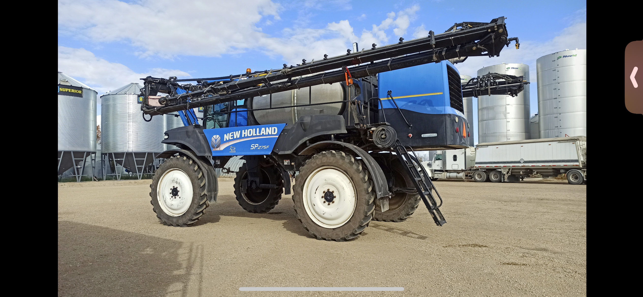 2013 New Holland SP275F Sprayer