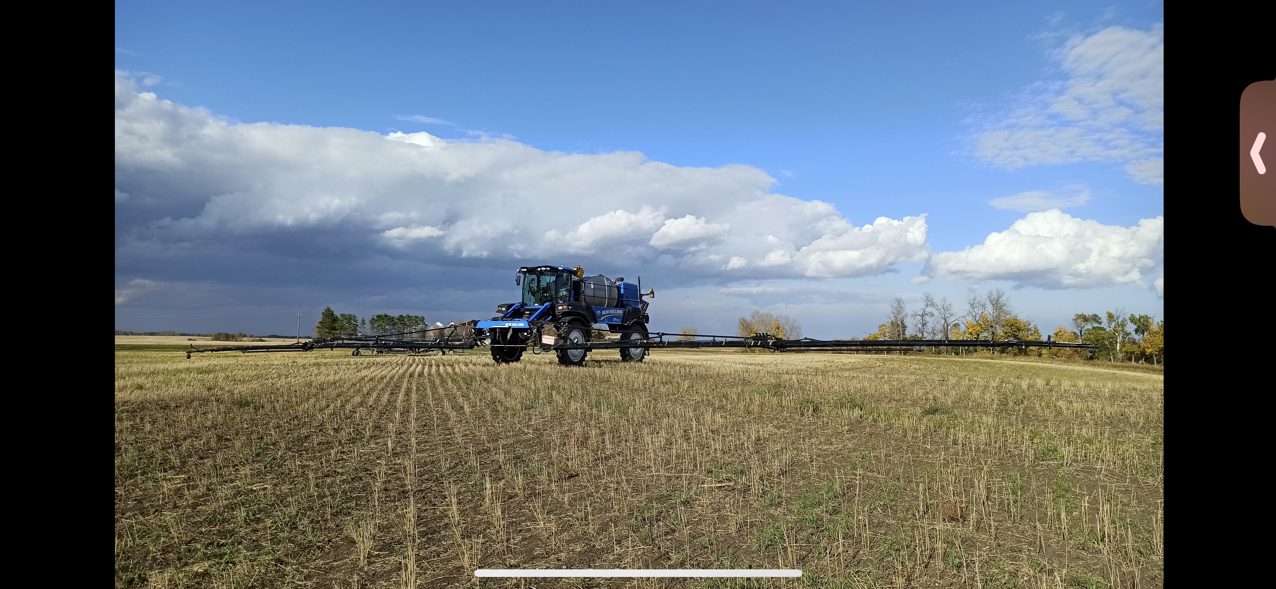 2013 New Holland SP275F Sprayer