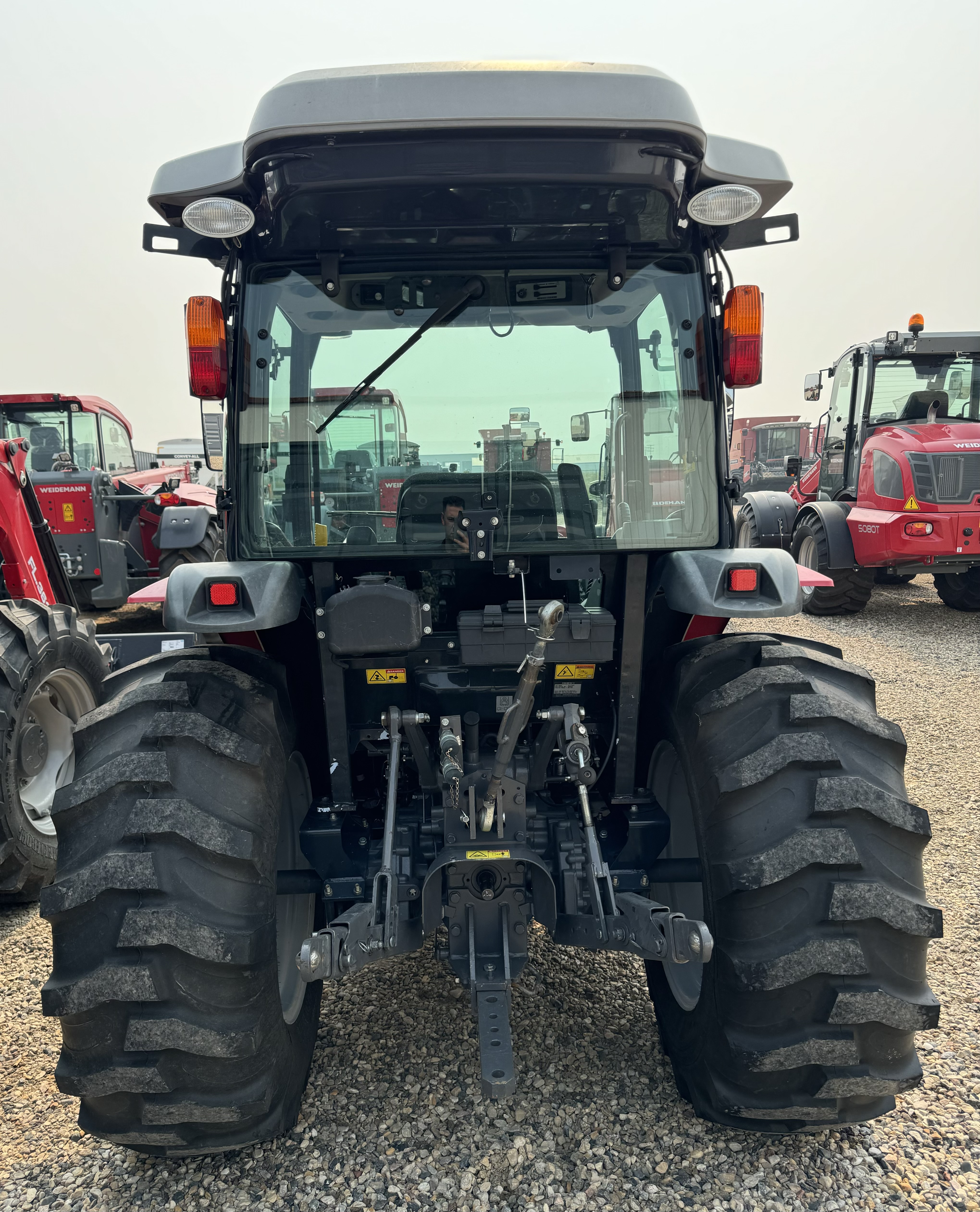 2014 Massey Ferguson 1736 Tractor