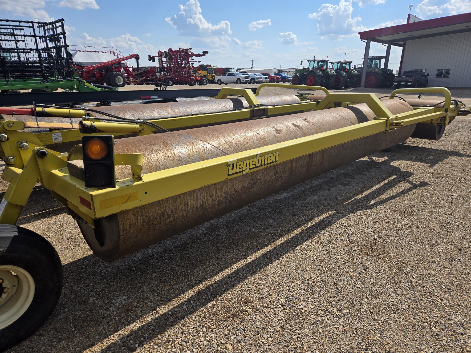 2012 Degelman LR7651 Land Roller