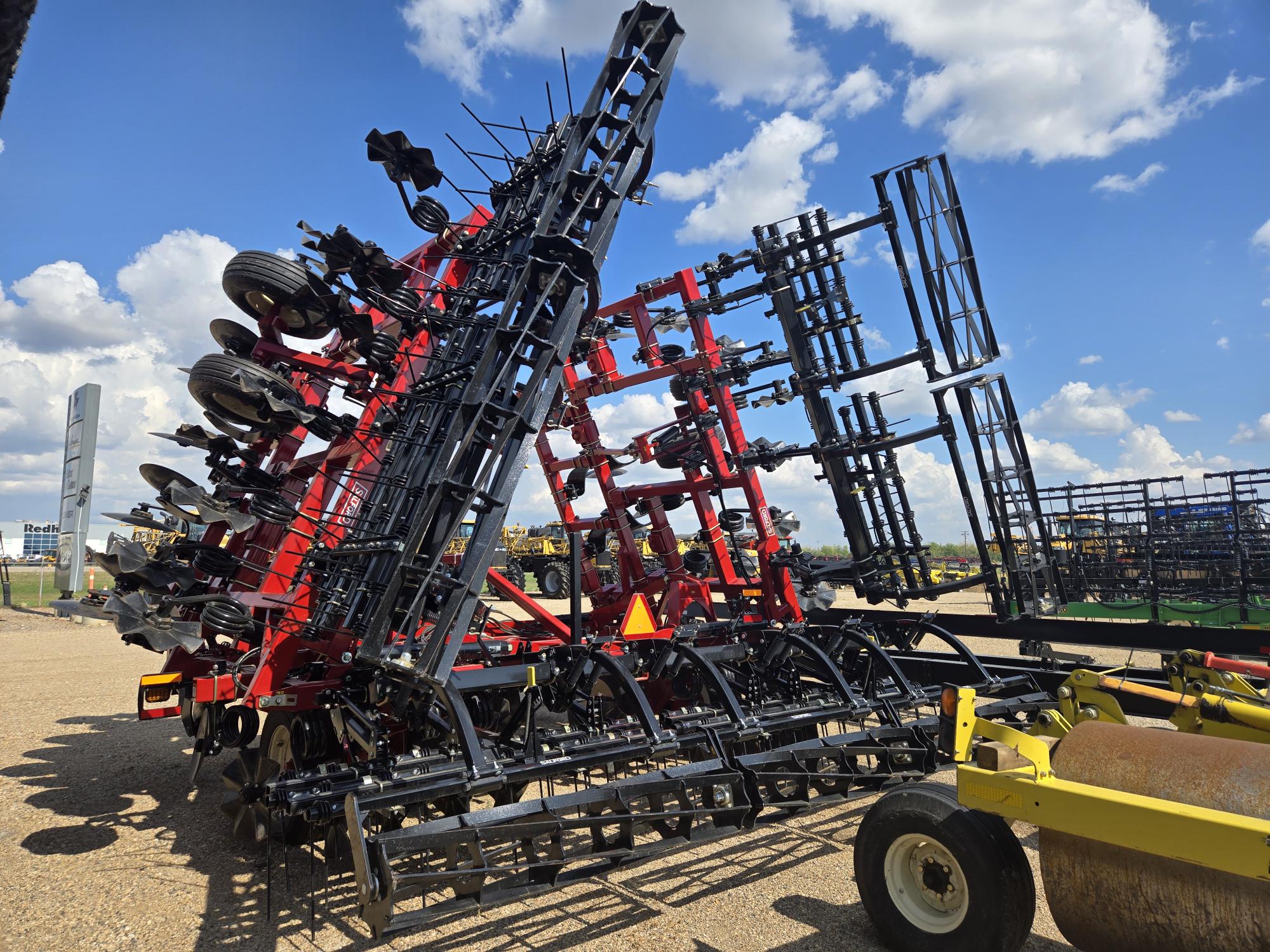 2023 Salford I-4141 Vertical Tillage