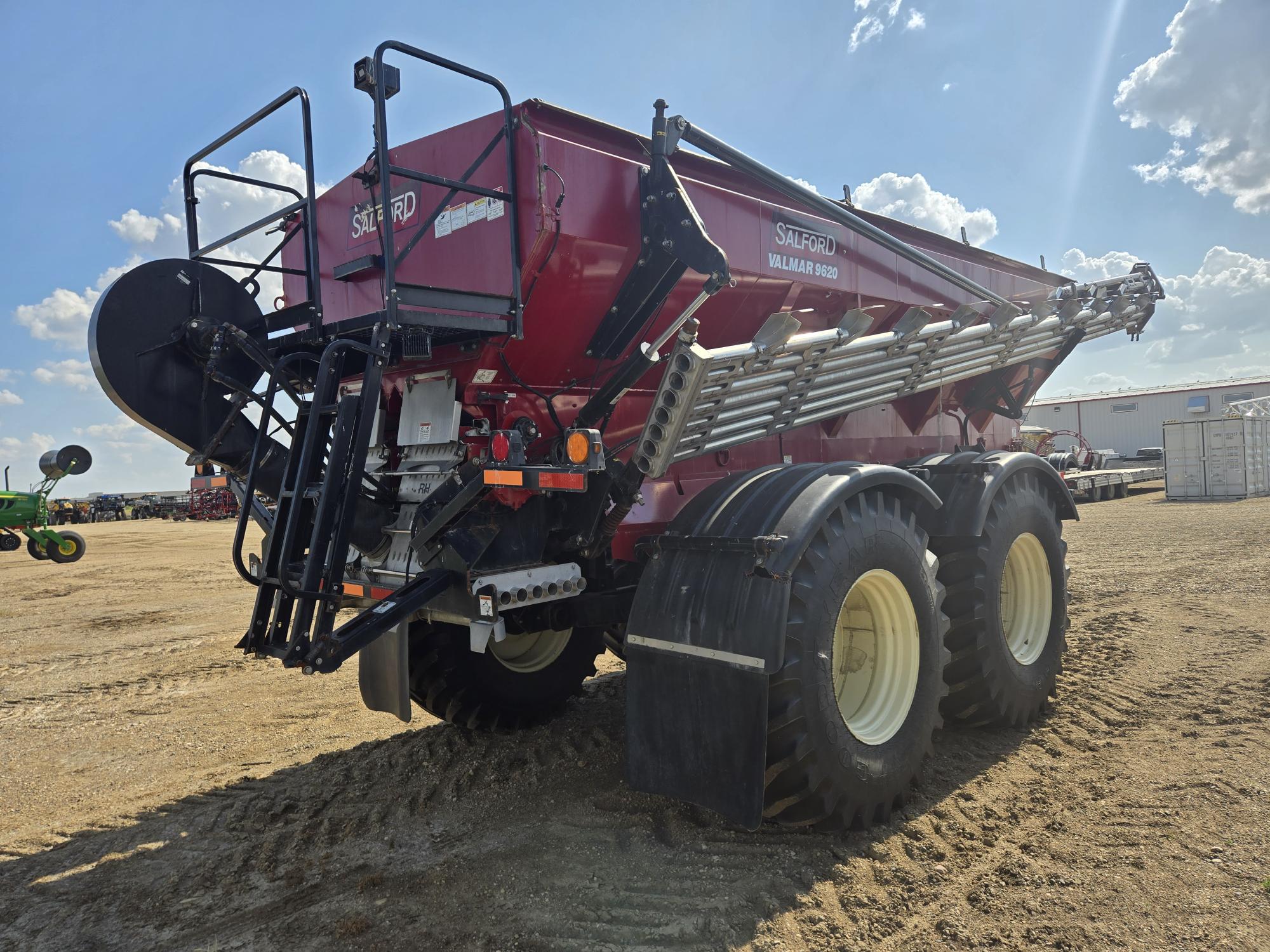 2018 Salford Valmar 9620 Fertilizer Spreader