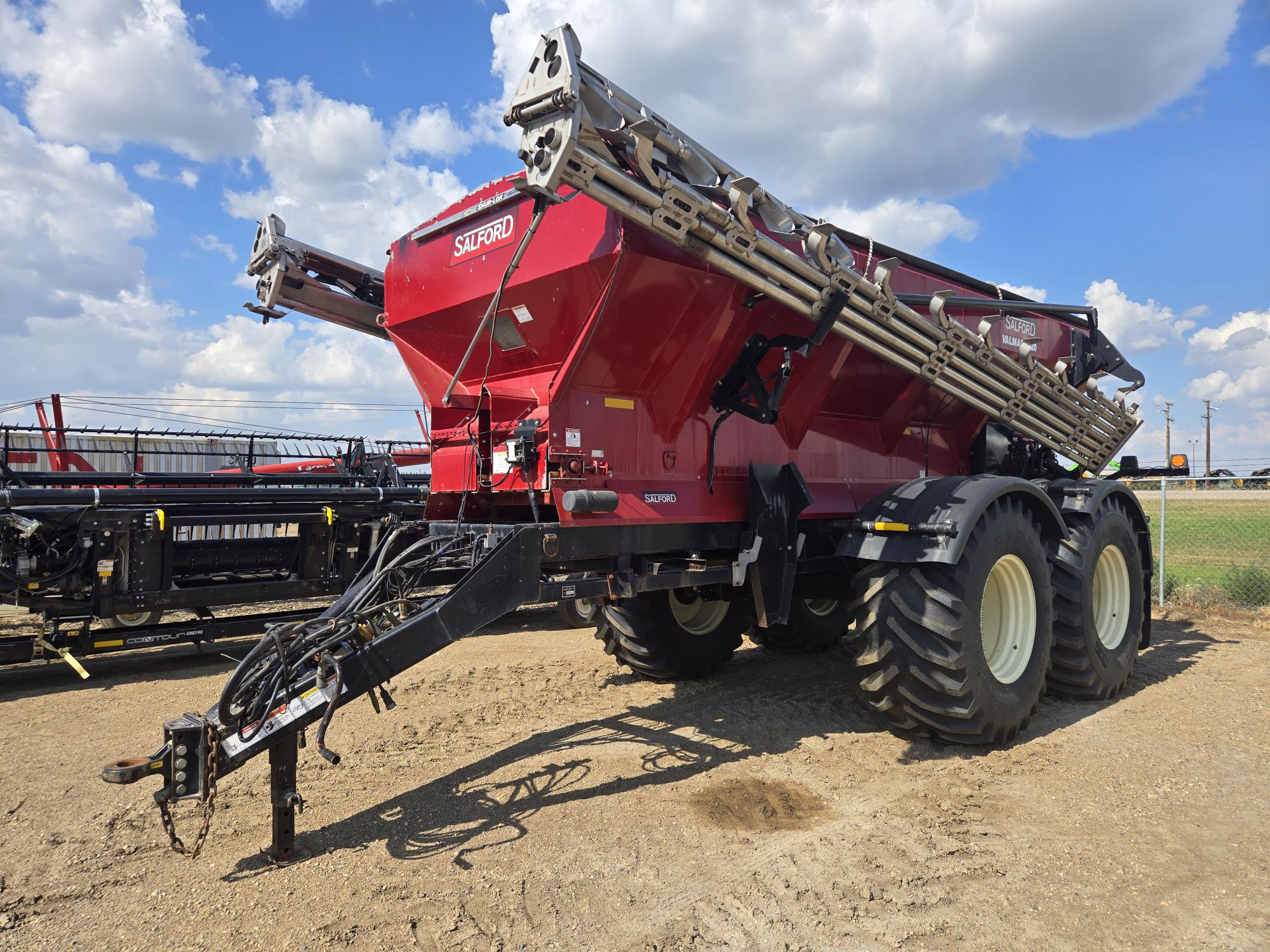 2018 Salford Valmar 9620 Fertilizer Spreader