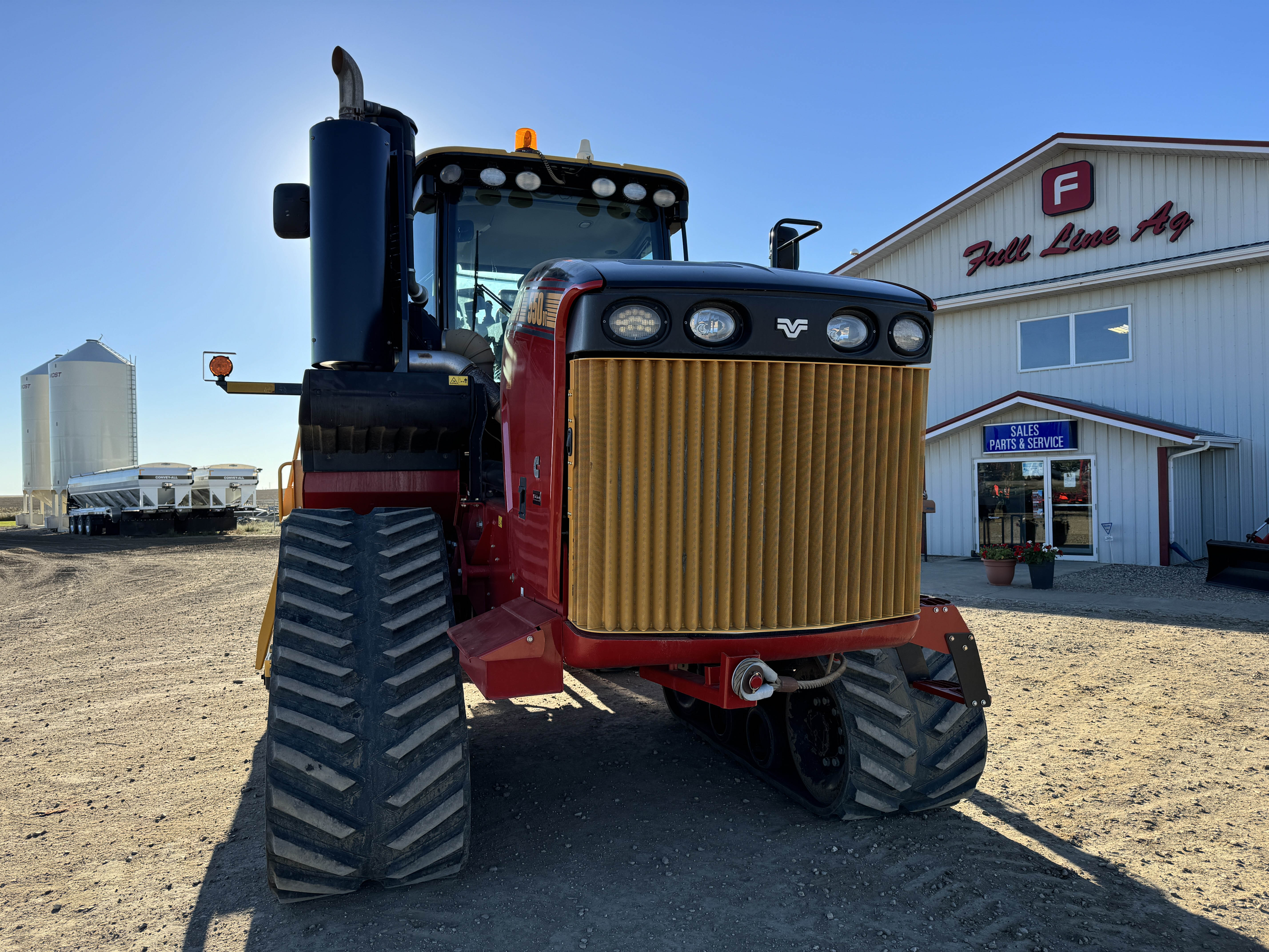 2017 Versatile 550 DeltaTrack Tractor 4WD