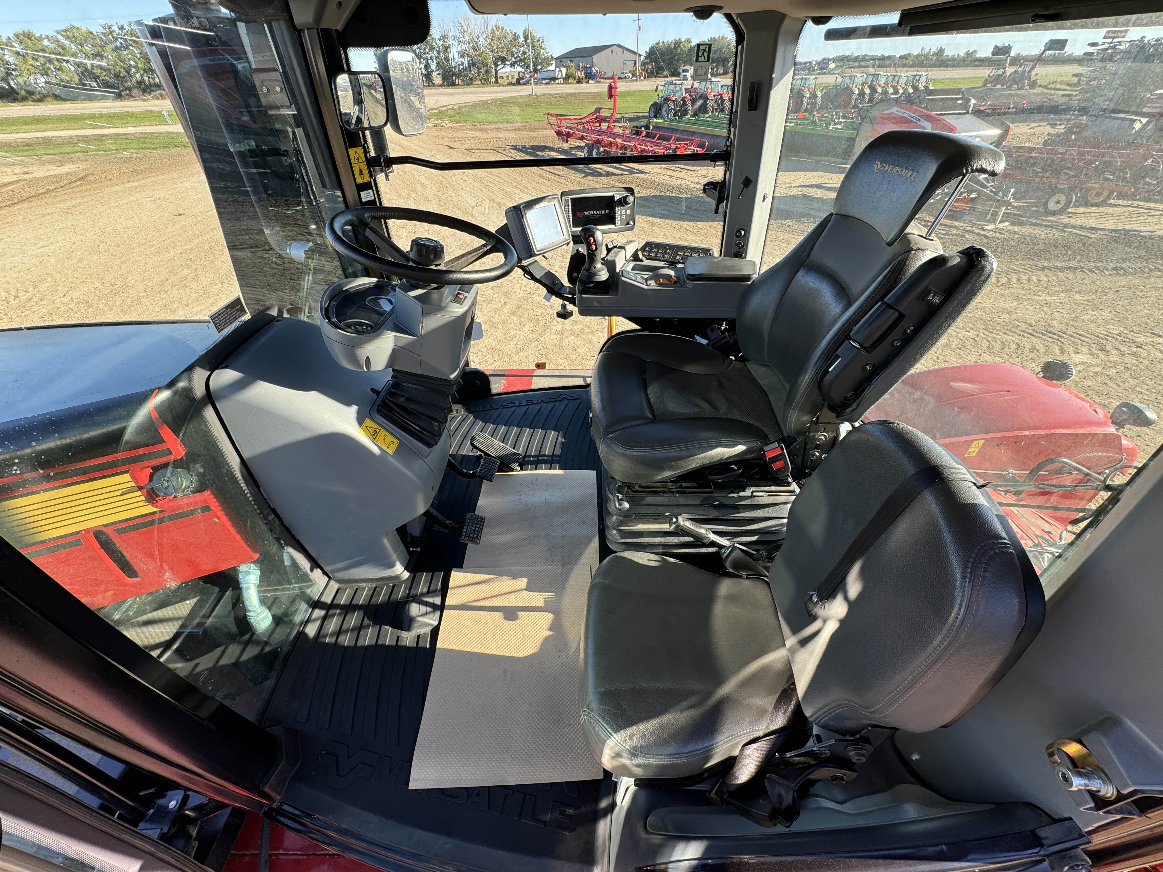 2017 Versatile 550 DeltaTrack Tractor 4WD