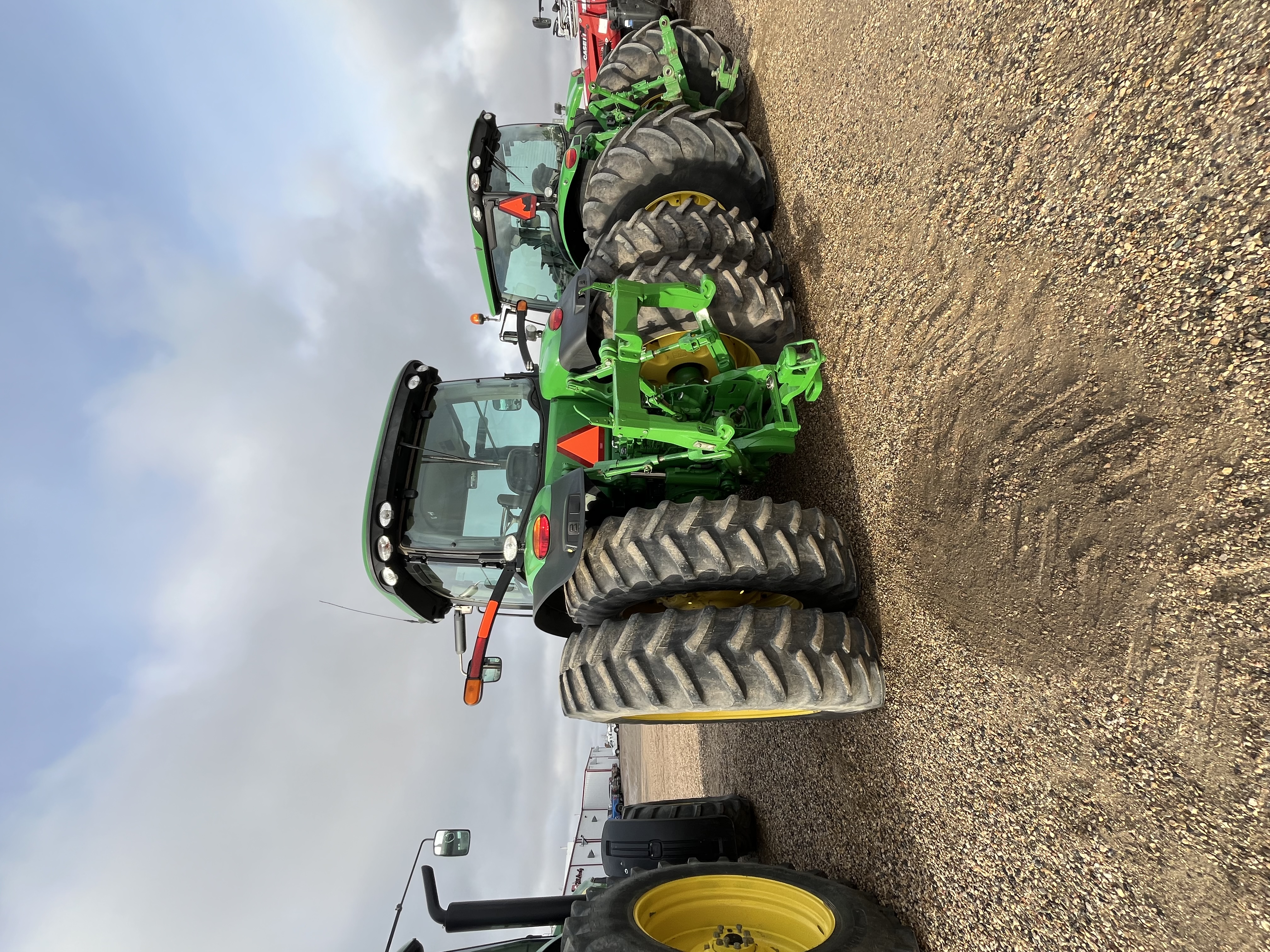 2013 John Deere 8235R Tractor