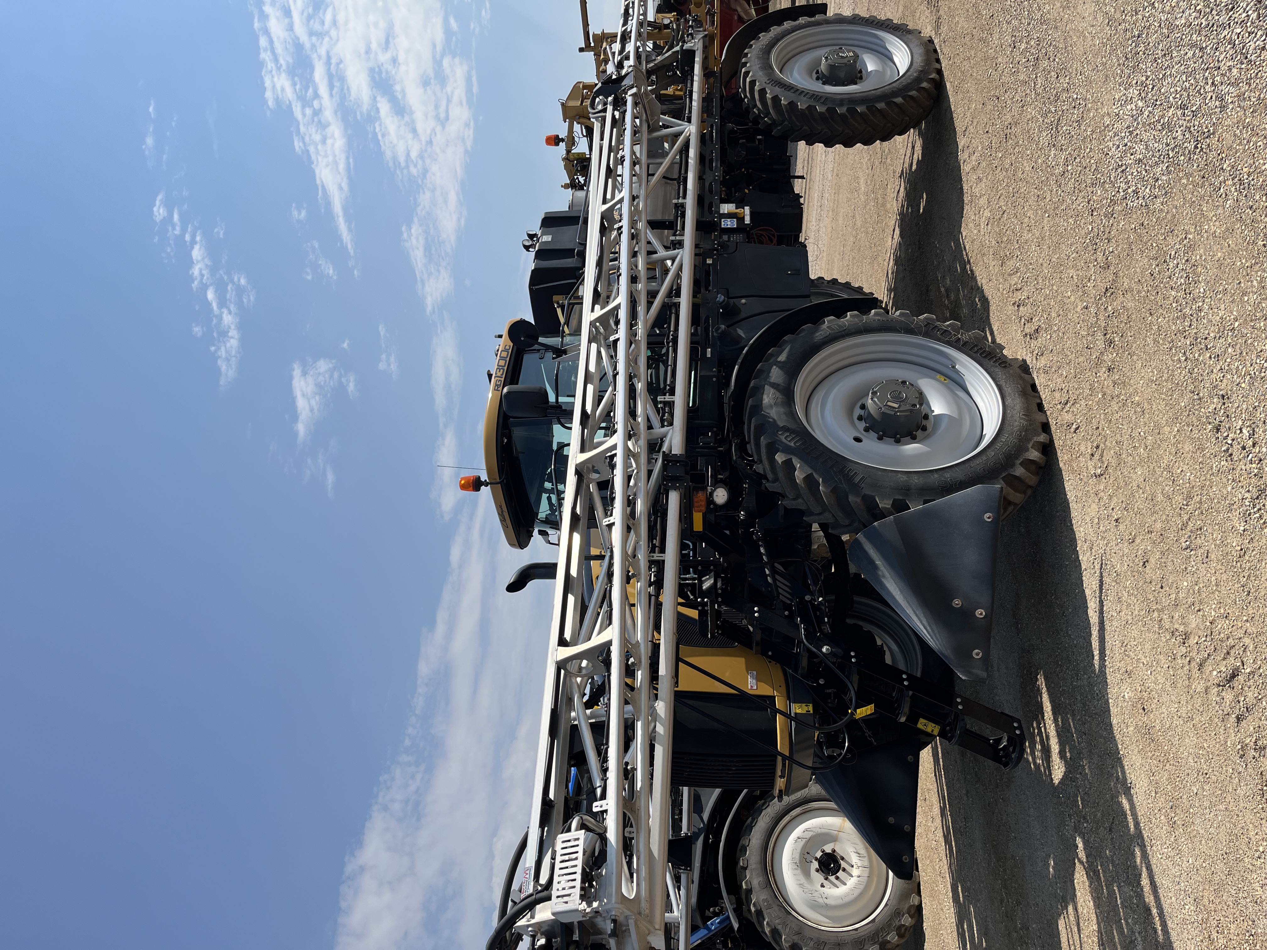 2019 RoGator RG1300C Sprayer/High Clearance