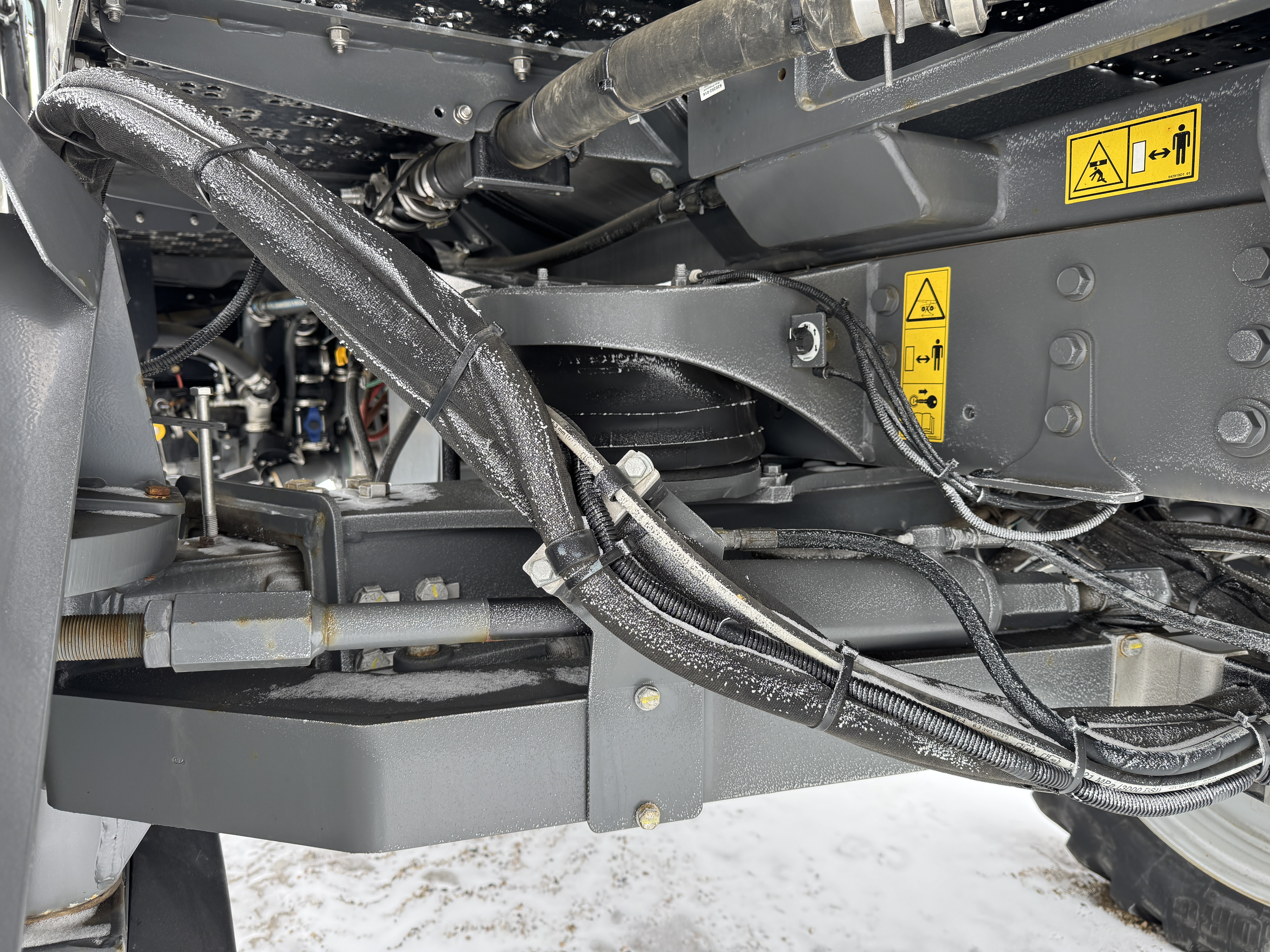 2019 RoGator RG1300C Sprayer/High Clearance