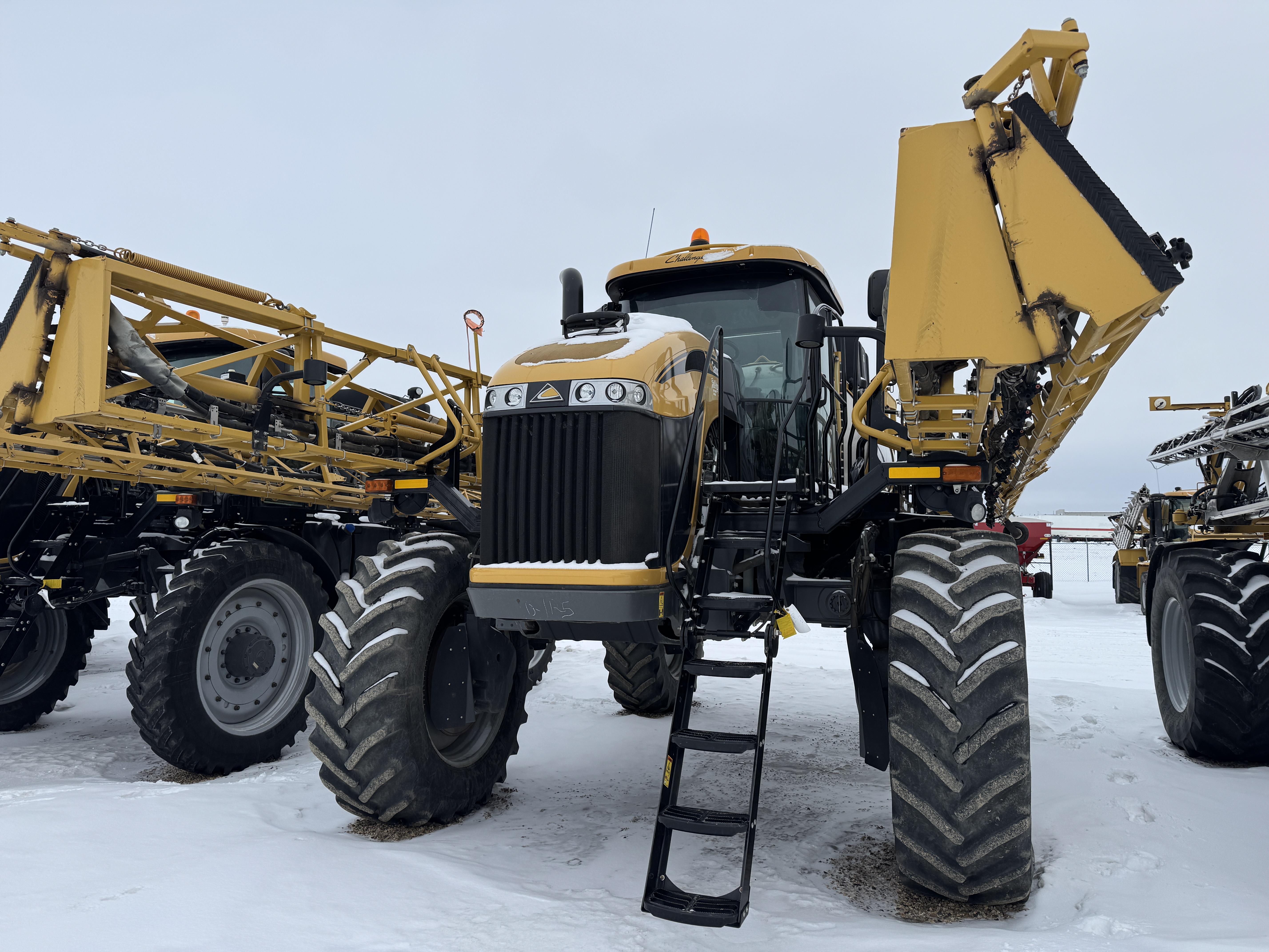 2017 RoGator RG1300B Sprayer/High Clearance