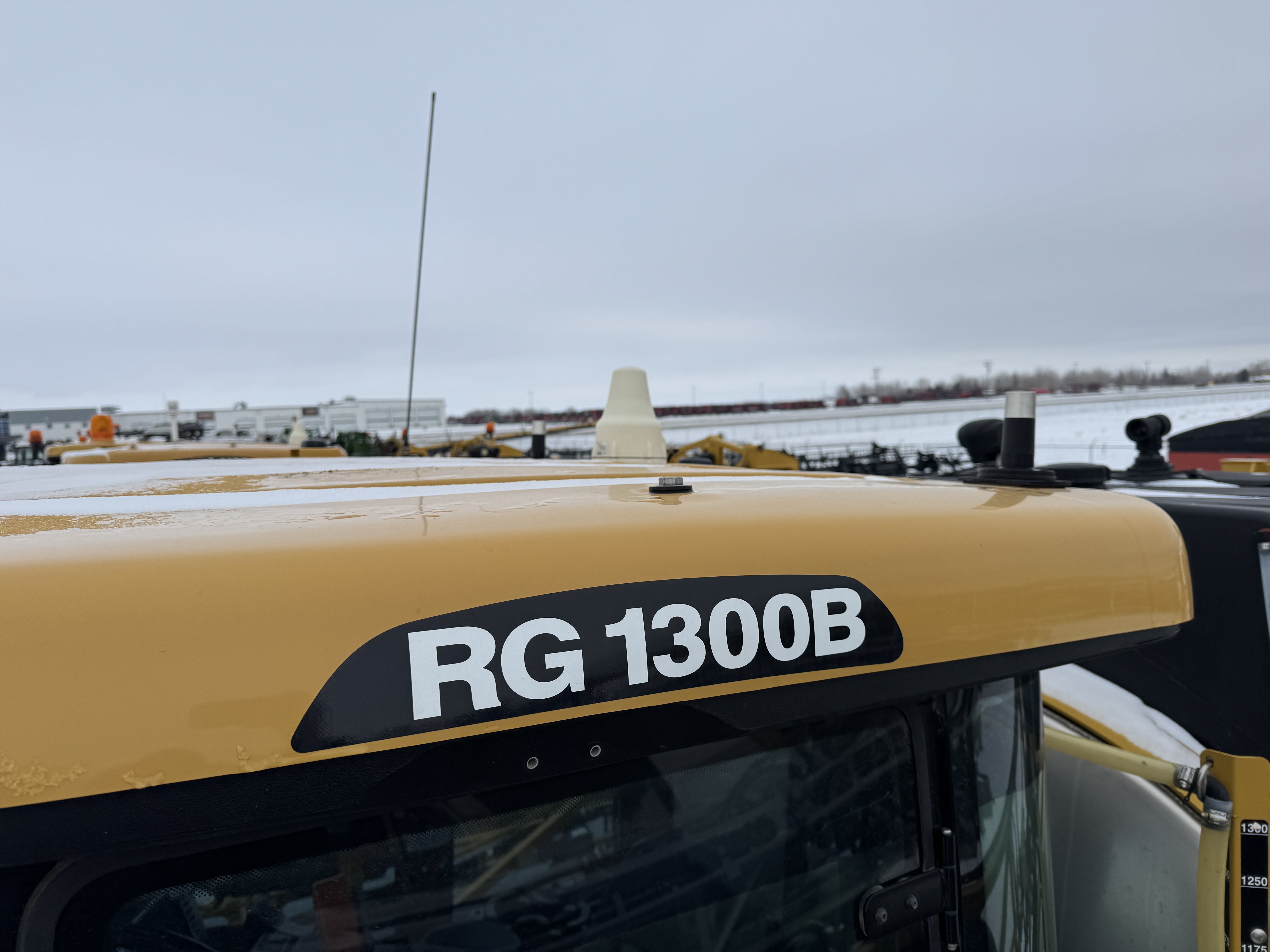 2017 RoGator RG1300B Sprayer/High Clearance