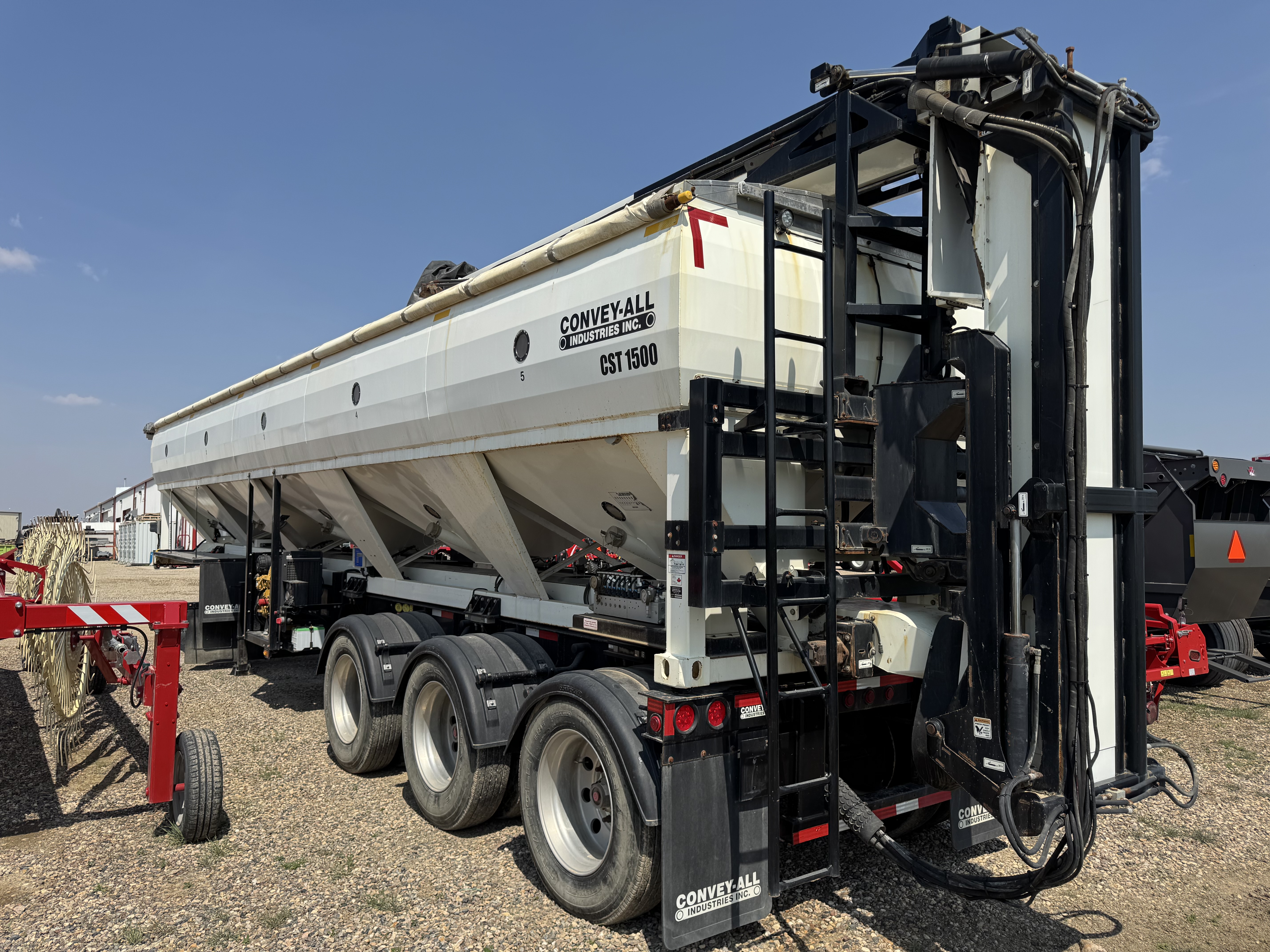 2017 Convey-All CST-1500 Seed Tender