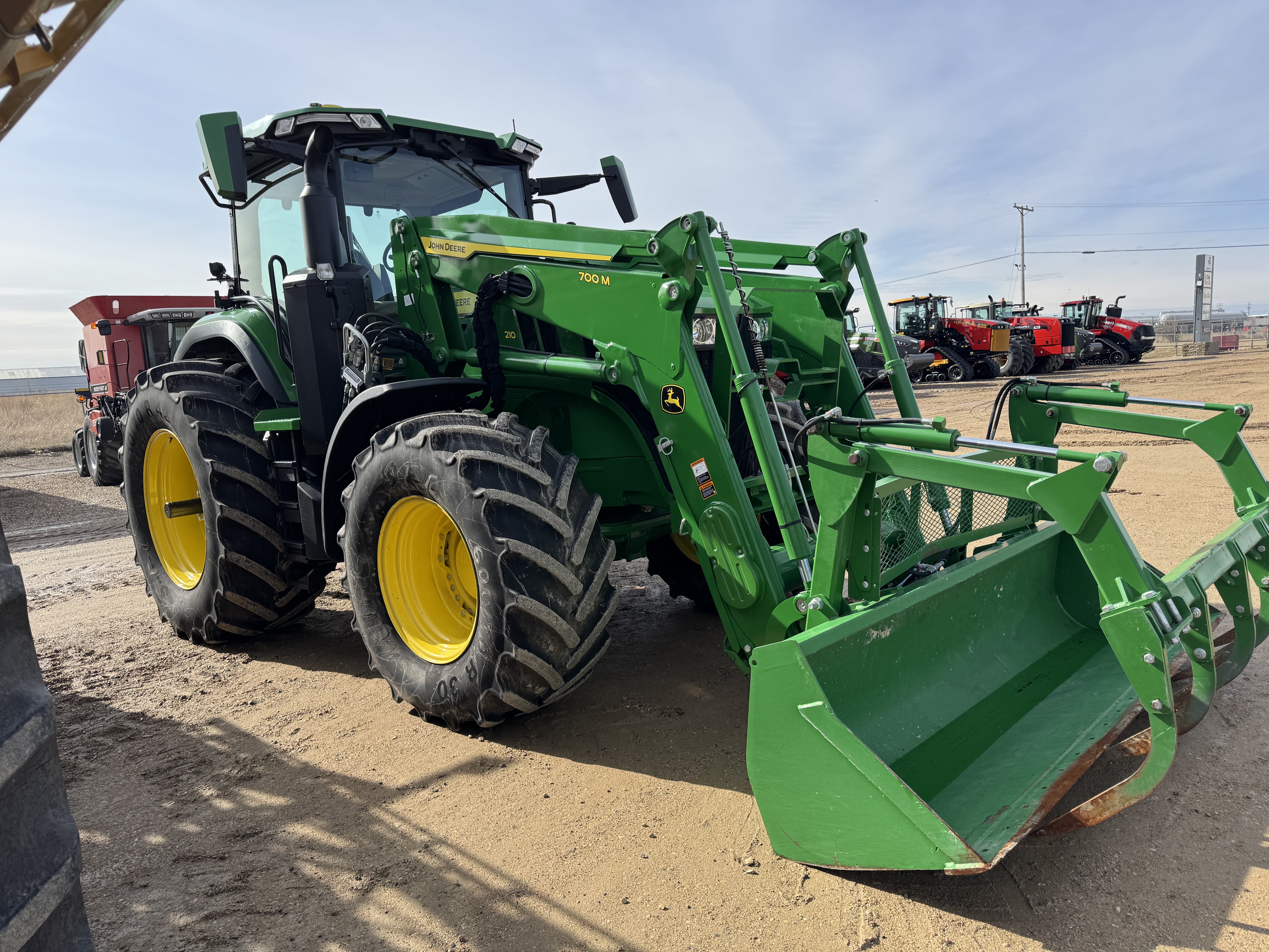 2021 John Deere 7R 210 Tractor
