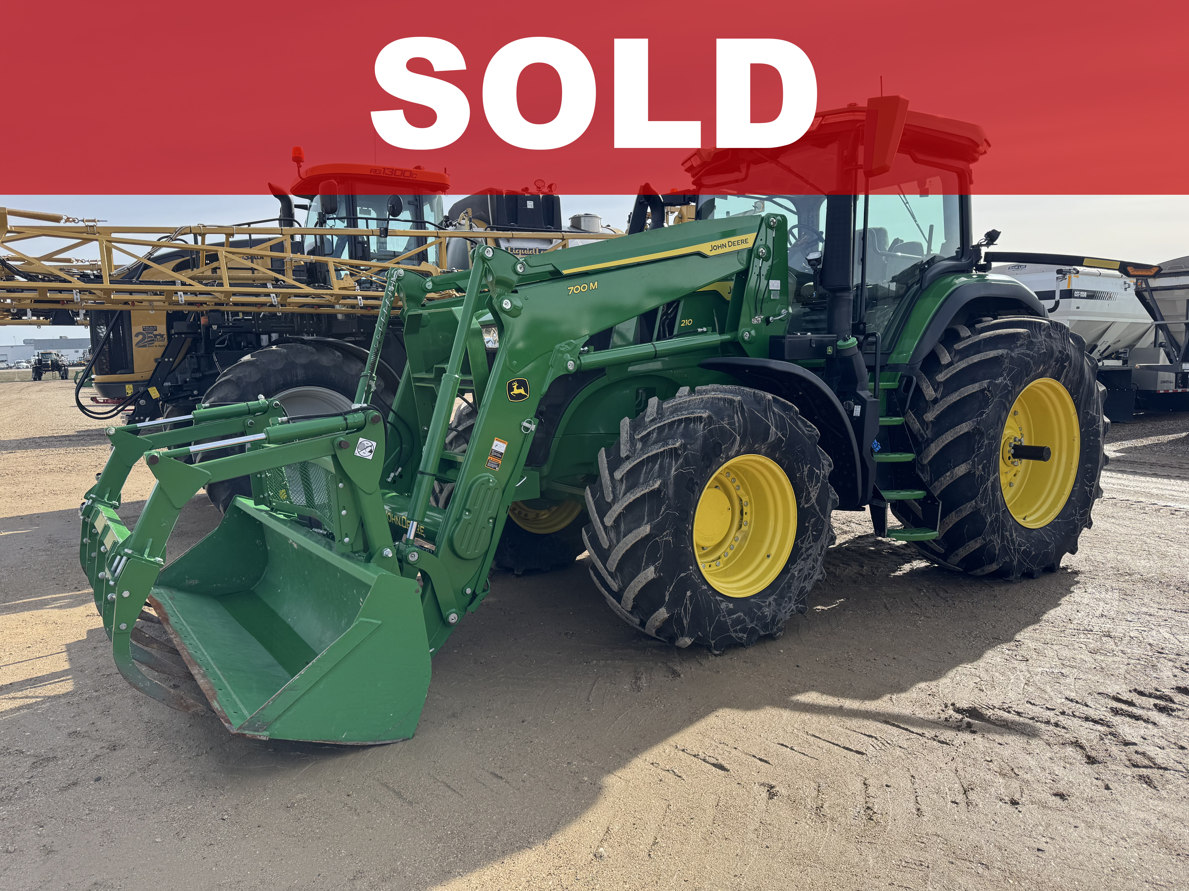 2021 John Deere 7R 210 Tractor