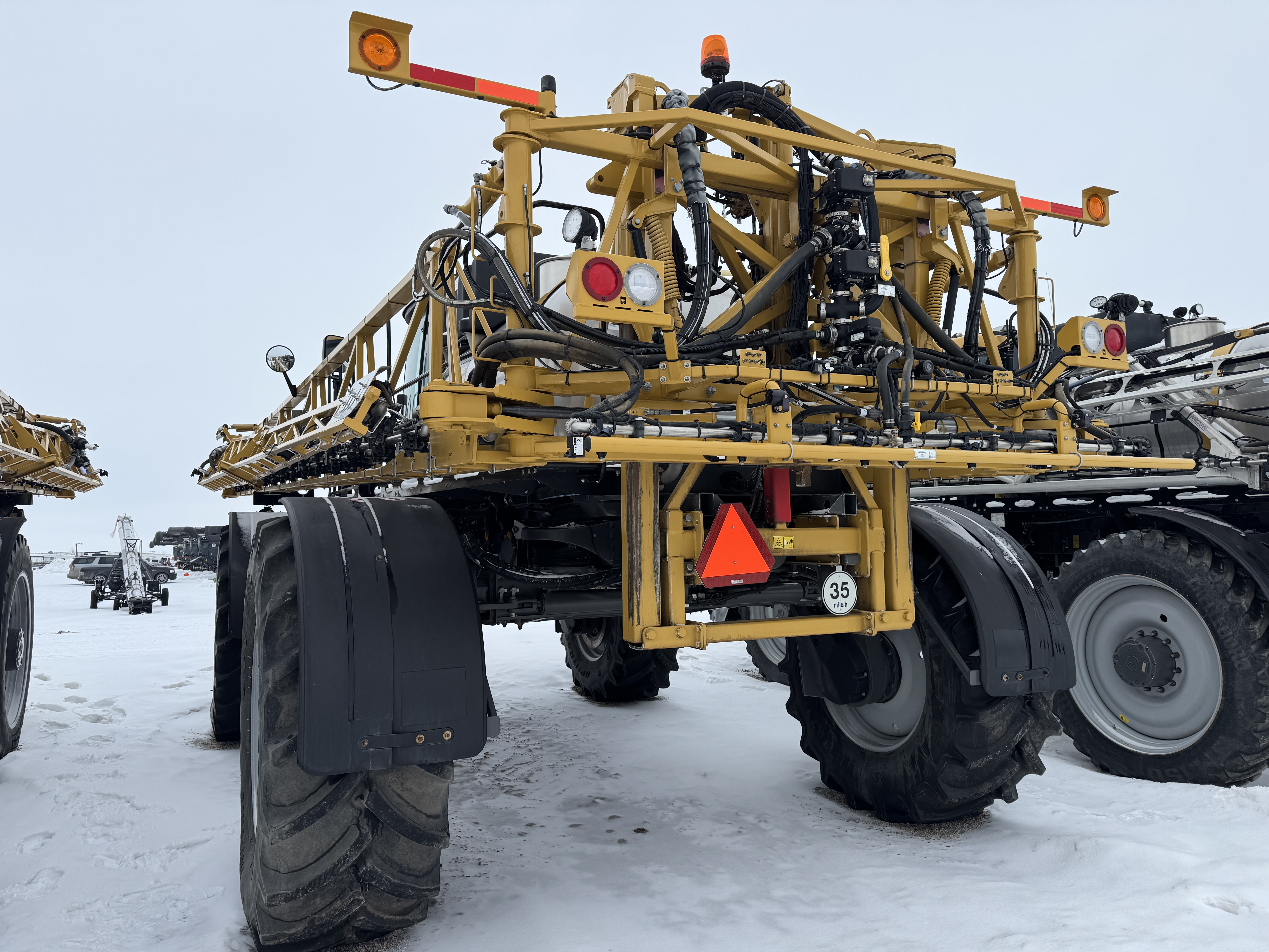 2022 RoGator RG1100C Sprayer/High Clearance