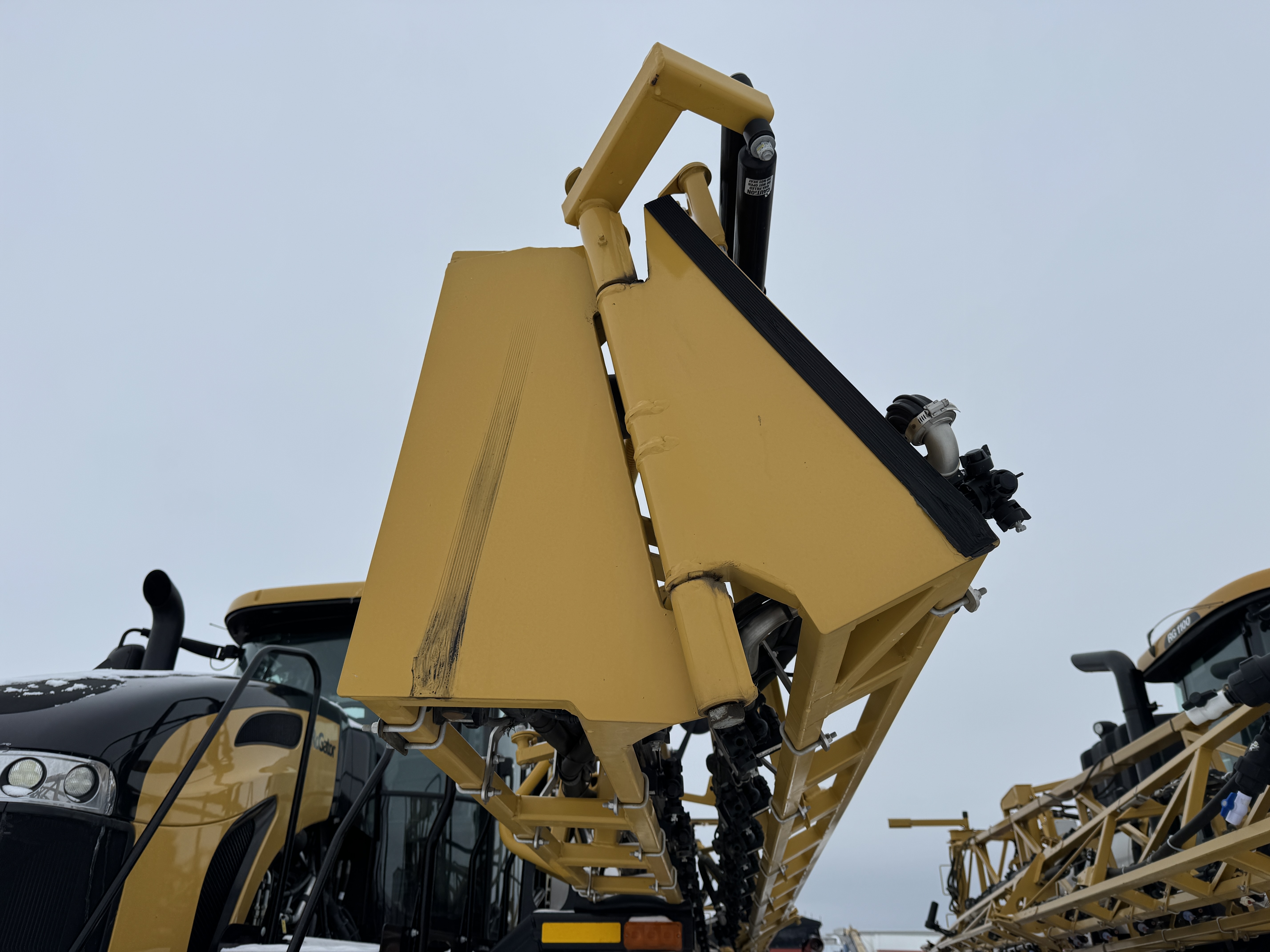 2022 RoGator RG1100C Sprayer/High Clearance