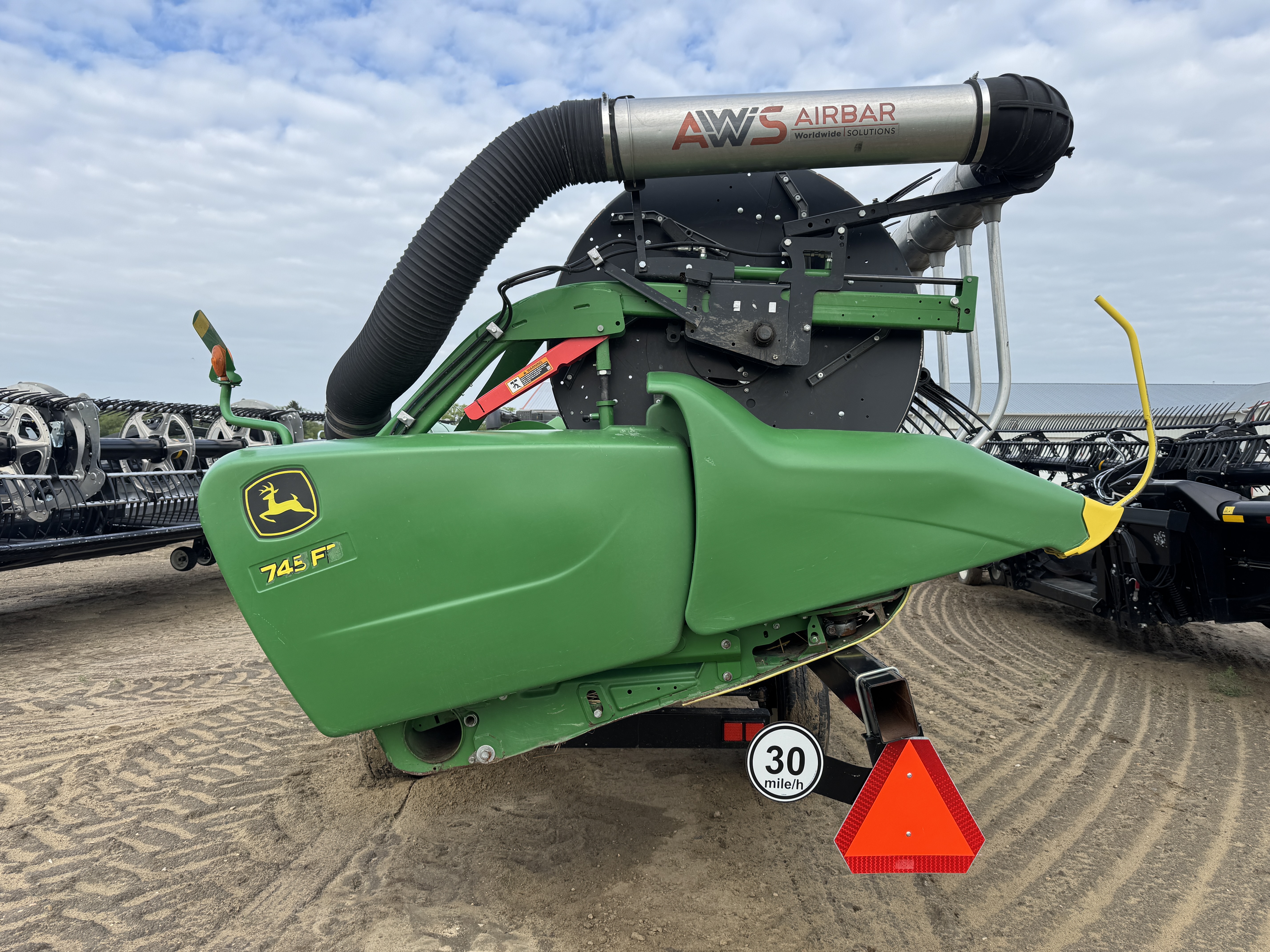 2019 John Deere 745FD Header Combine